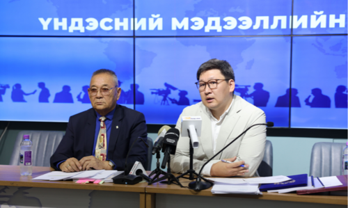 Ц.Эрдэмбилэг: ЭХЛЭЭД Х.НЯМБААТАРЫН ХАЙРТАЙ ДҮҮ НЬ БОЛОХ ЁСТОЙ БАЙЖ